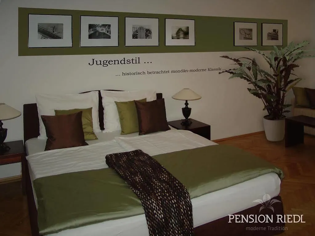 *** Hotel Pension Riedl Vienna Austria