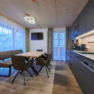 https://appartement-christina-saalbach-hinterglemm.saalbachhinterglemmhotels.com