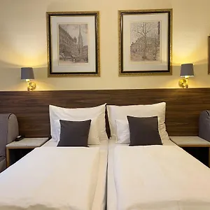 4* Hotel City
