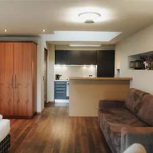 https://weisses-rossl-innsbruck.ischgl-hotels.net