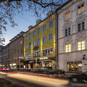 Hotell Basic ***