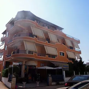 Hotel de apartamente Biraci
